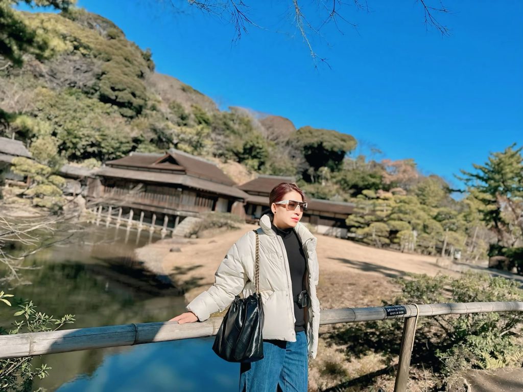 Nguyễn Thị Lan Phương - Lần Đầu Tiên Chạm Vào Mỹ Phẩm Hàn Quốc